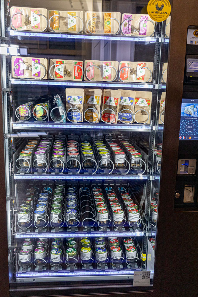 Ph Pietro Piepa Parrinello • I C O И A media&events