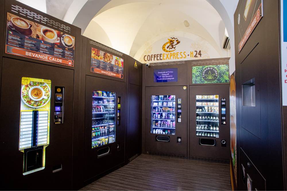 02 | POINT VENDING H24 Che Maria